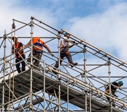 CORSO DI FORMAZIONE PER ADDETTI E PREPOSTI AL MONTAGGIO, TRASFORMAZIONE E SMONTA..